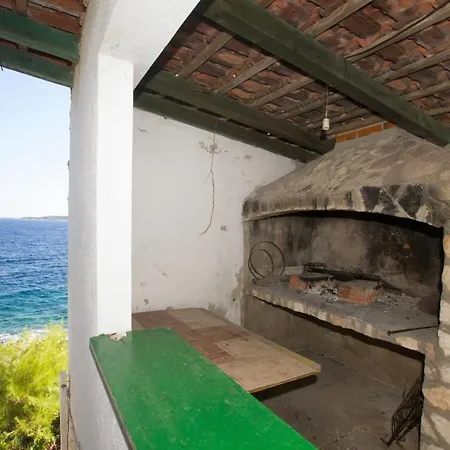 Milna 2461c Lejlighed *