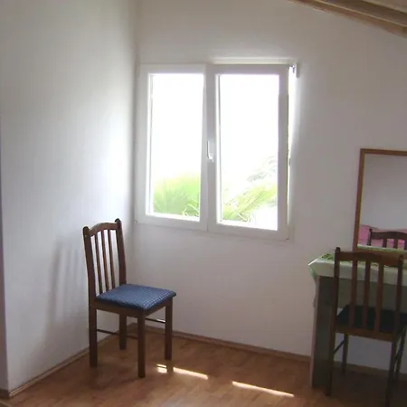 Apartment Milna 2461c Rukavac (Vis)