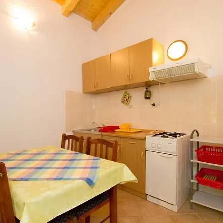 Lejlighed Milna 2461c *