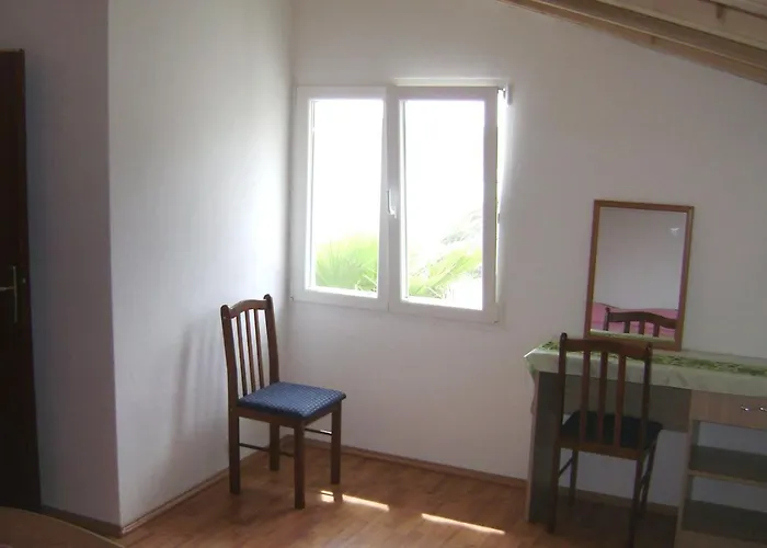 Apartment Milna 2461c Rukavac (Vis)