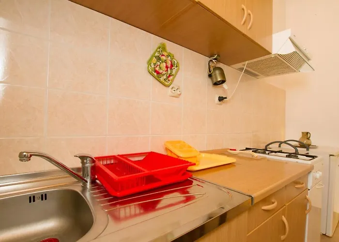 Milna 2461c Apartment